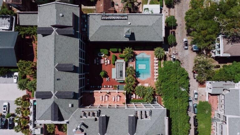 [PLACEHOLDER] Apartment for rent in Kololo, Kampala, 2 bedroom, apartment swimming pool courtyard tropical