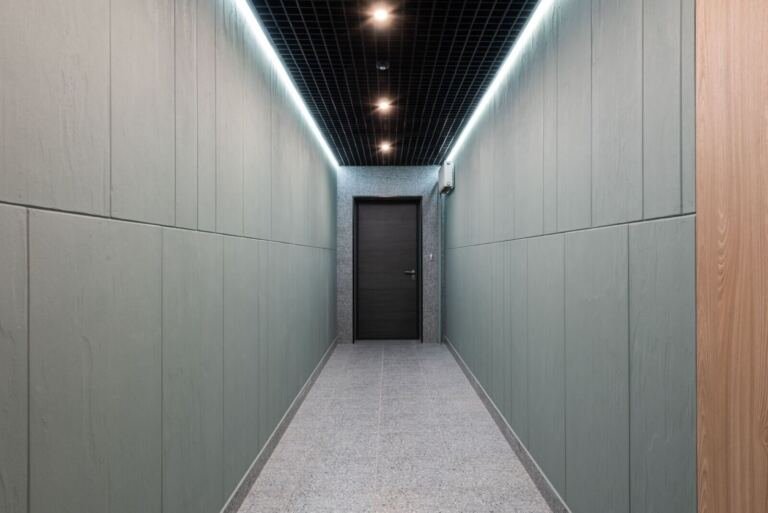 [PLACEHOLDER] Commercial for rent in Nakasero, Kampala, office corridor interior