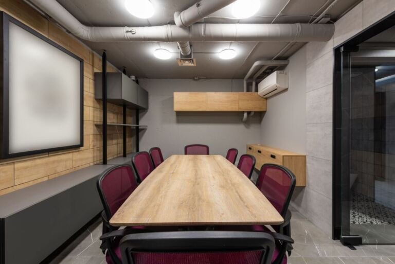 [PLACEHOLDER] Commercial for rent in Nakasero, Kampala, small meeting room interior