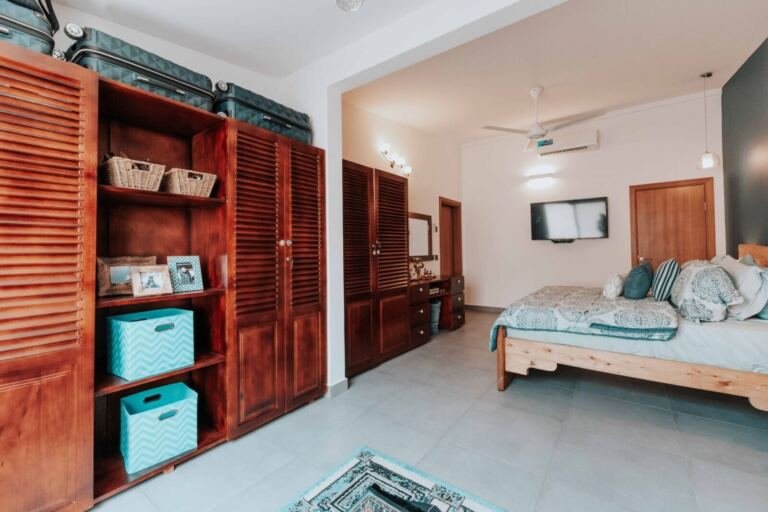 [PLACEHOLDER] House for rent in Naalya, Wakiso, tiled bedroom wardrobe