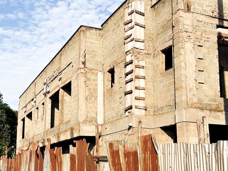 Hotel building for sale on the main road in Katasiha, Hoima City